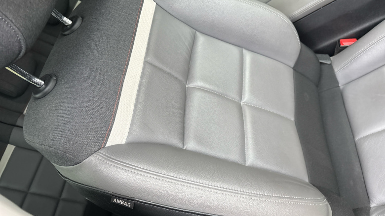 Citroen C5 Aircross 1.5 BlueHDi 130 Flair Plus 5dr EAT8 Diesel Hatchback